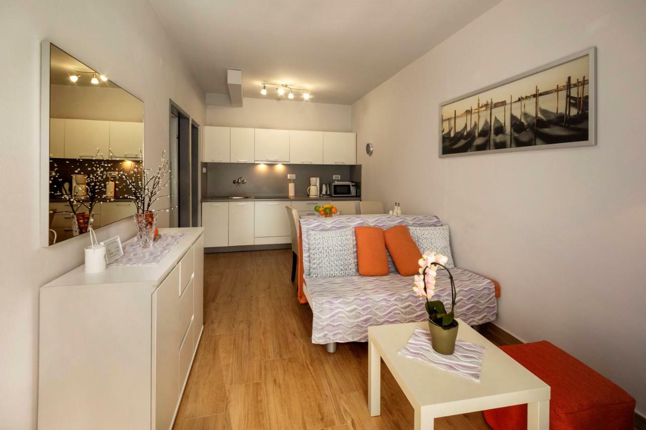 Apartman Alberta Porec Exterior photo